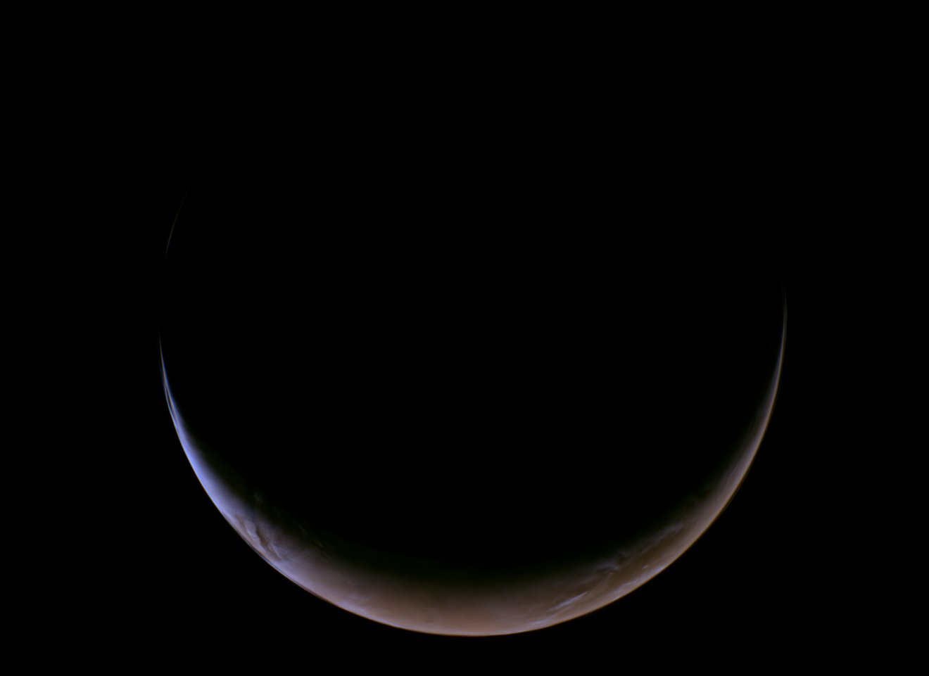 1-pia26771-mars-crescent-pydenxfswidth-1320-1