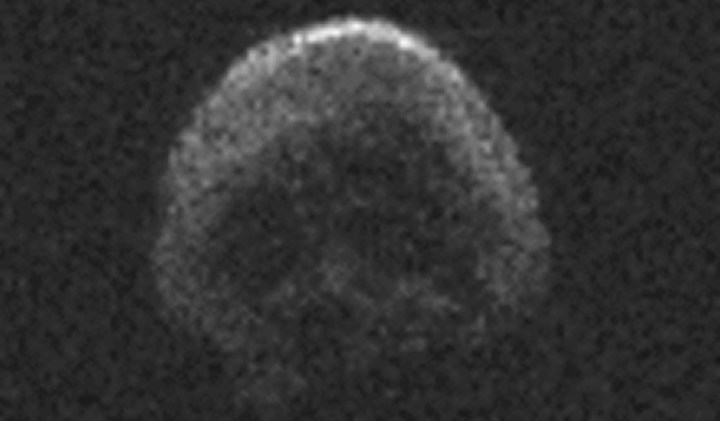 180928-skull-asteroid-main-art-mn-1230-061c4deead46435250616bbe94cc2561fit-2000w