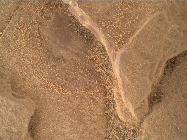 1870mh0001740020702326c00-dxxx