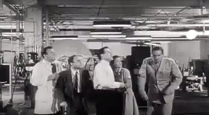 1956-flyingsaucer-aq
