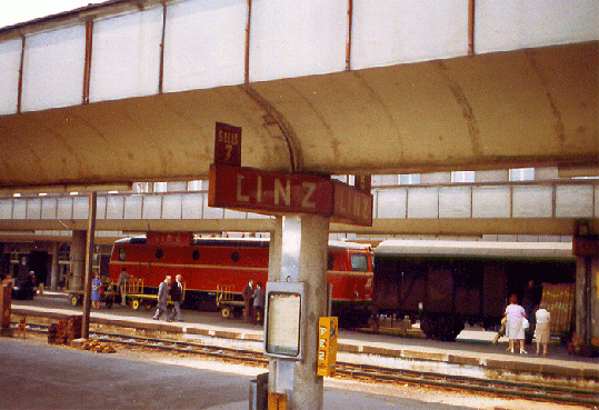 1979-07-bba-Hauptbahnhof Linz - Österreich