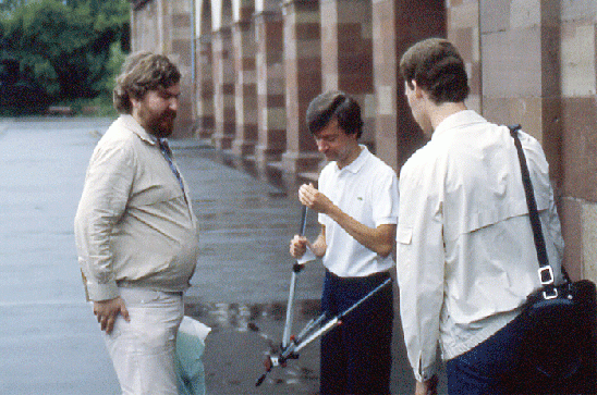 1982-08-bc-Werner, Hansju00fcrgen und Jochen nach Dreharbeiten bei Schloss Mannheim