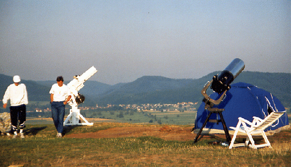 1995-08-ab-Astronomie-Nacht-Vorbereitungen auf Bastberg-Elsaß - Frankreich