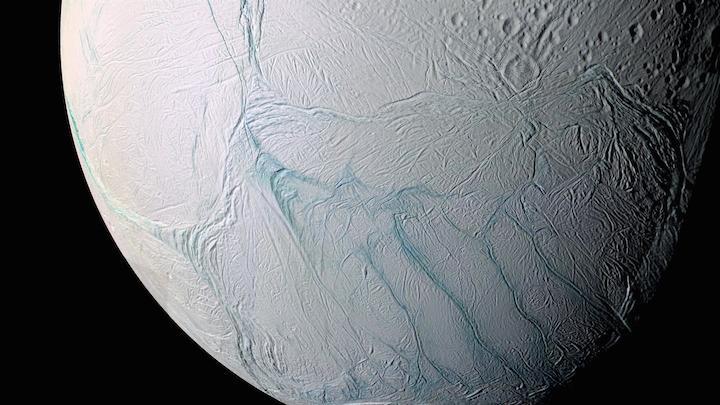 2-enceladus-suedpol-xl