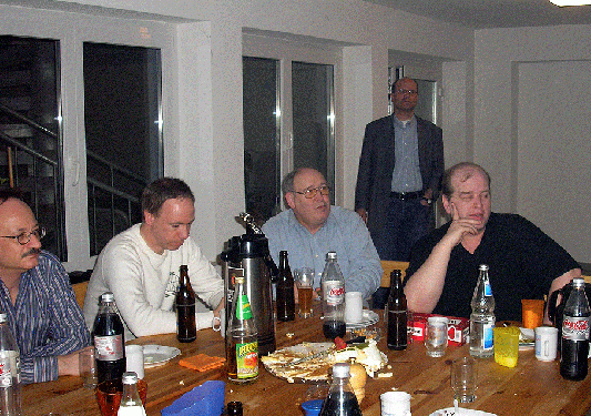 2006-04-er-30 Jahre-CENAP-Fete v.L.: HW, Jochen, Oskar, Ulrich, Roland