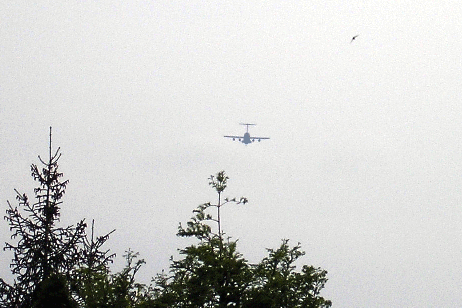 2006-05-fec-Schwalbenflug-Ufoeffekt
