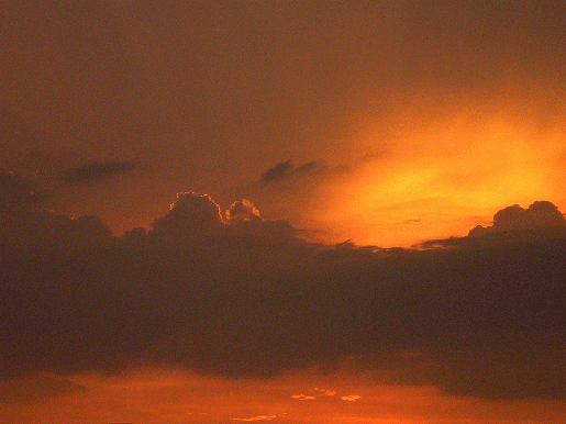 2006-07-en-Sonnenstrahlen-Wolken-Effekt-MA