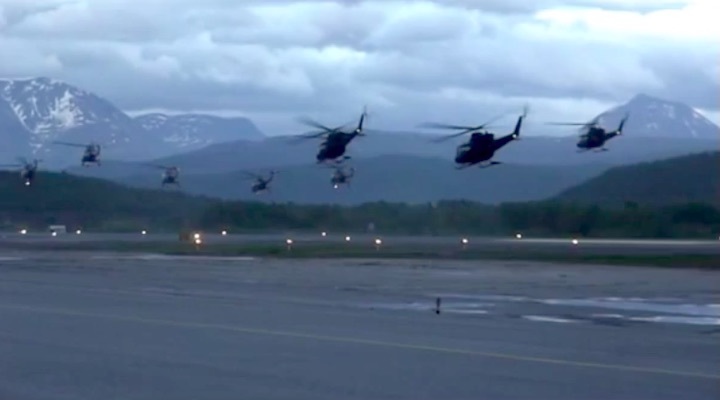2006-helikopter-formation-a