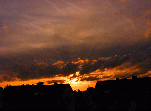 2008-09-abd-Sonnenuntergang mit Wolkenschatteneffekt