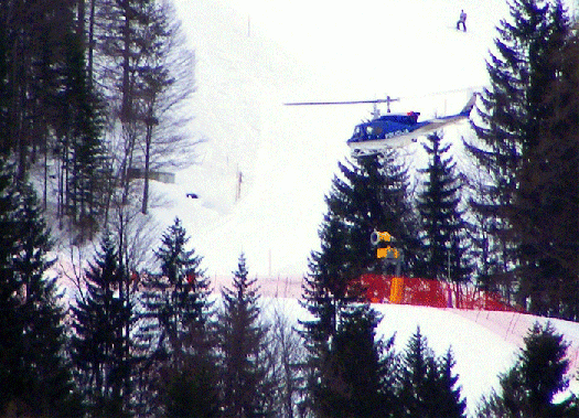 2009-02-0476-Polizei-Helikopter im Tiefflug - Slowenien