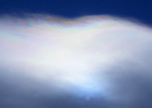 2009-02-0678-t-Irisierende Wolke + Sonne
