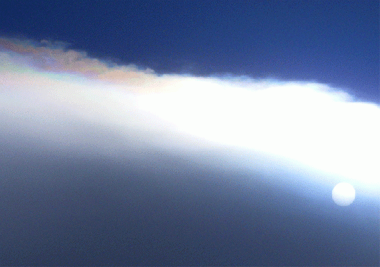 2009-02-0681-t-Irisierende Wolke + Sonne