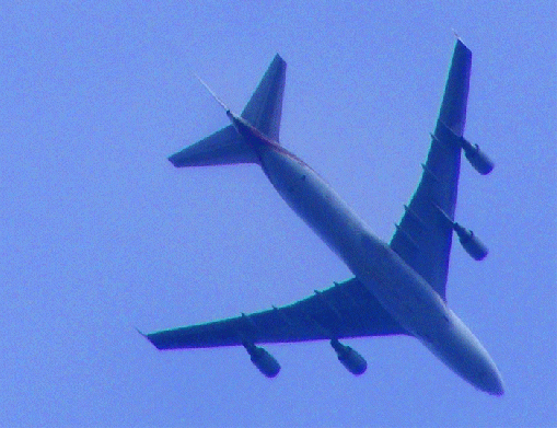 2009-02-baa-B-747-Überflieger
