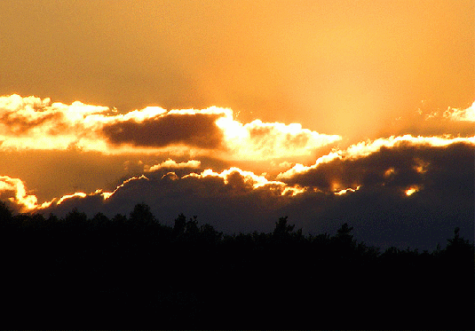 2009-04-dia-Sonnenuntergang über Odenwald