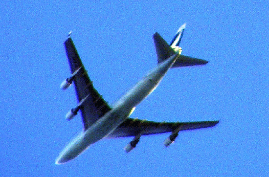 2009-05-cfb-B-747-Überflieger