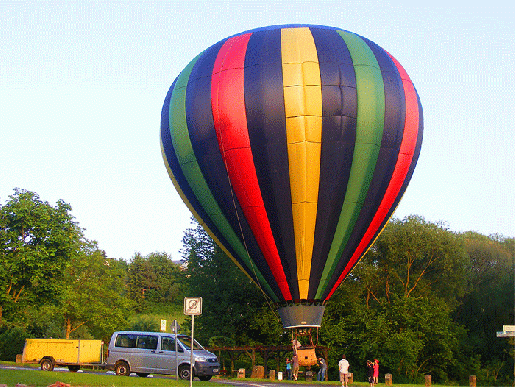 2009-05-eran-Heiu00dfluftballon-Landung