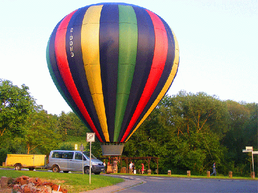 2009-05-erao-Heiu00dfluftballon-Landung