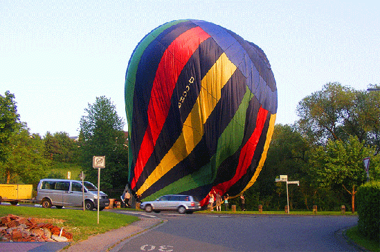 2009-05-erat-Heiu00dfluftballon-Bergung