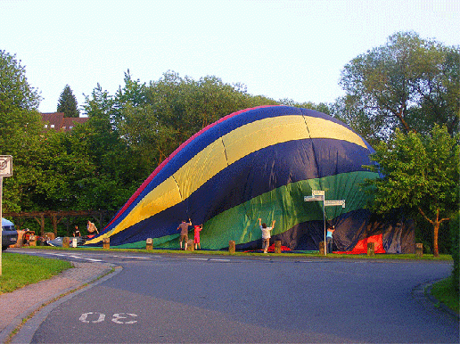 2009-05-eray-Heiu00dfluftballon-Bergung