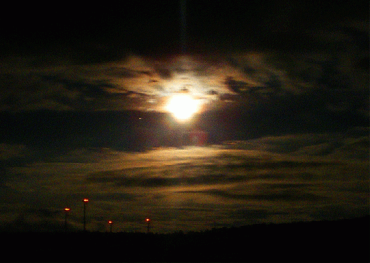 2009-06-bada-Antares und Mond in Wolkenlu00fccke