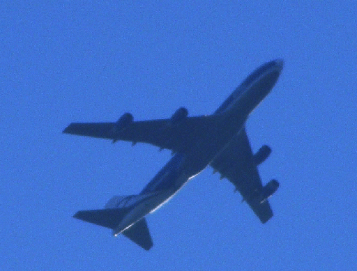 2009-06-bj-B-747-Überflieger
