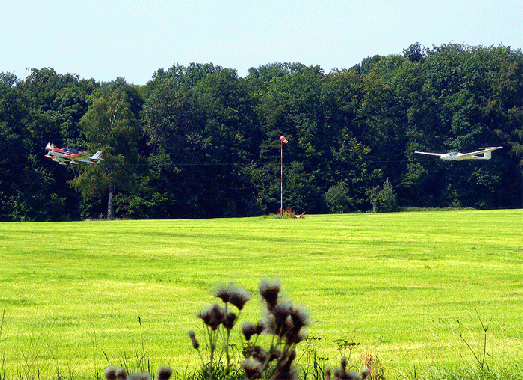 2009-08-cd-Segelflugschlepp bei Vielbrunn - Odenwald
