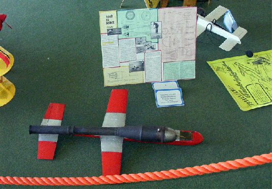 2009-08-hlr-Raketenmodell - Segelflug-Museum Wasserkuppe