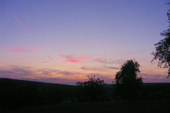 2010-08-bbe-Sonnenuntergang über Odenwald