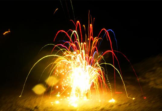 2010-12-dpt-Vesuv-Feuerwerk