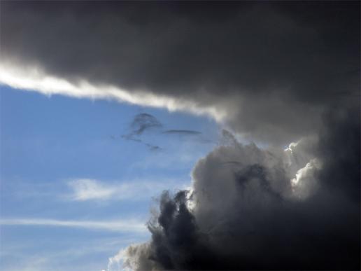 2011-08-bgj-Gewitterwolken u00fcber Odenwald