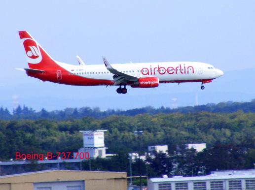 2011-08-ceqa-airberlin im Anflug - Frankfurter Flughafen