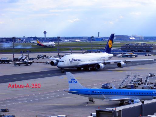 2011-08-cesc-Lufthansa auf Vorfeld - Frankfurter Flughafen