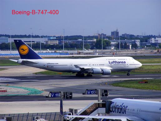 2011-08-cew-Lufthansa vor Start - Frankfurter Flughafen