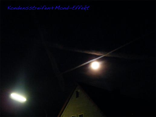 2011-09-cbrc-Kondensstreifen und Mondeffekt u00fcber Mu00fcmling-Grumbach/Odenwald