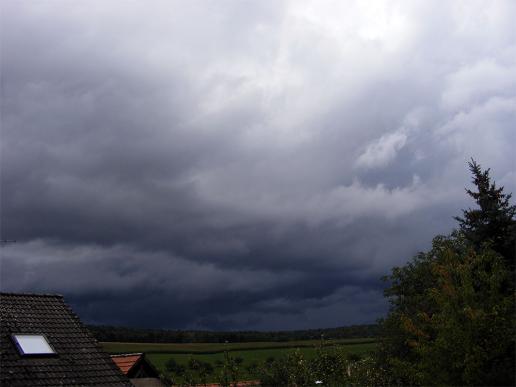 2011-09-cp-Gewitterwolken u00fcber Odenwald