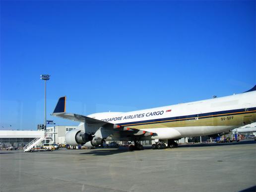 2011-11-agmc-Boeing-B-747-F-Flughafen Frankfurt-Sightseeing-Tour