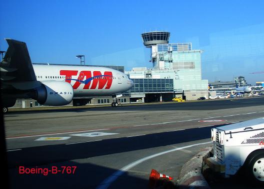 2011-11-agoj-Flughafen Frankfurt-Sightseeing-Tour