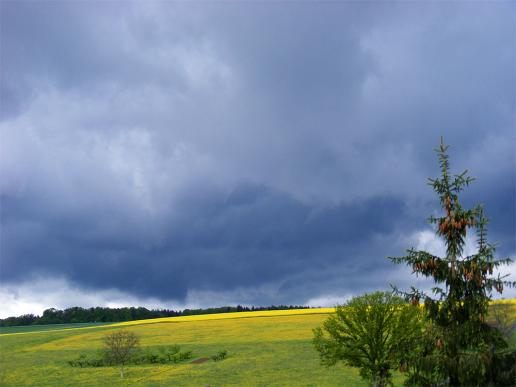 2012-05-bkd-Wolken u00fcber Odenwald