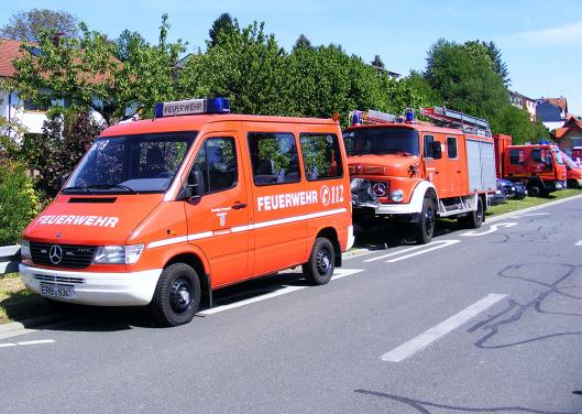 2012-05-edau-Feuerwehr - Mercedes