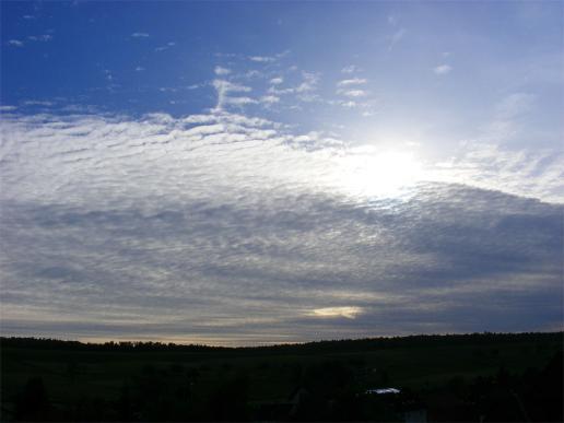 2012-05-efa-Wolken u00fcber Odenwald