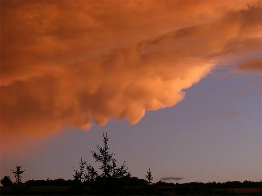 2012-08-bncb-Gewitter-Wolken