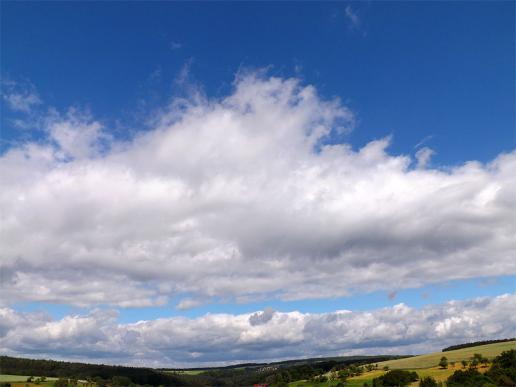 2013-06-eh-Wolken u00fcber Odenwald