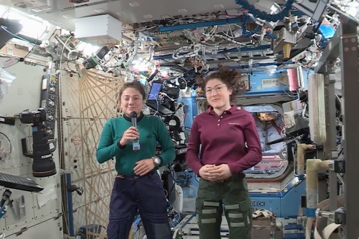 2019-iss-female-crew-spacewalk