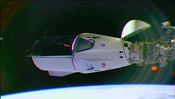 2019-spacex-dm1-arrival-gho