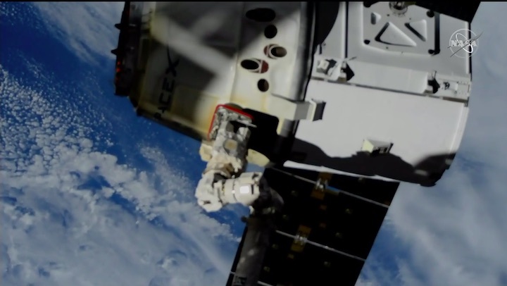 2020-01-7-spacex-dragon-iss-ac