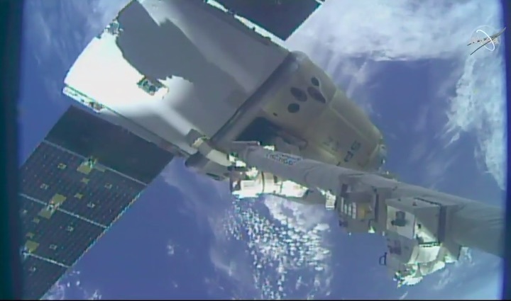 2020-01-7-spacex-dragon-iss-ae