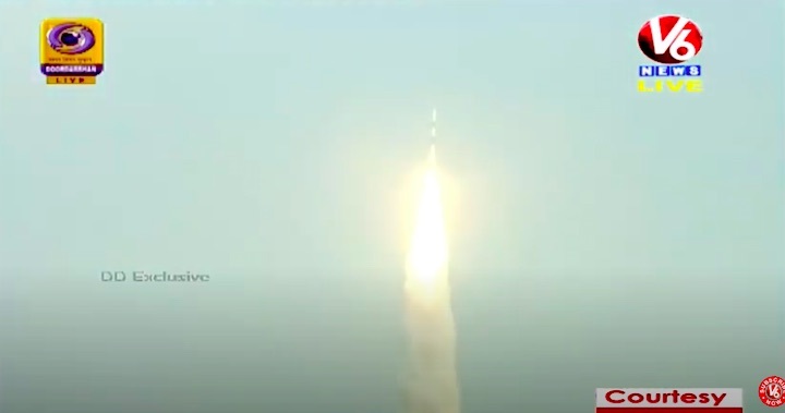 2020-12-17-pslv-c50-launch-ae