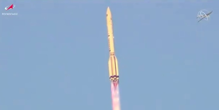 2021-07-21-nauka-launch-ac