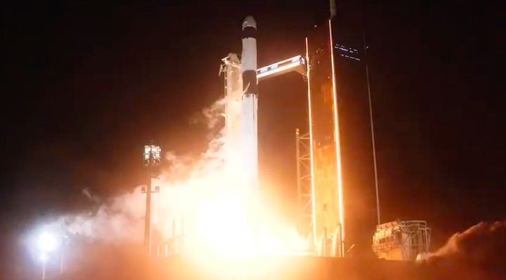 2021-11-11-crew3-launch-bzl