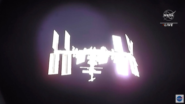 2021-11-11-crew3-launch-dbj
